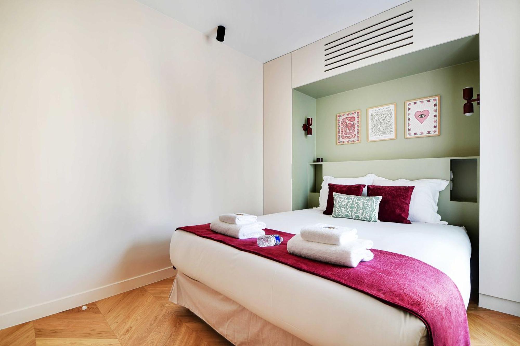 Appartamento Parisian With Air Conditioning Eiffel Tower *