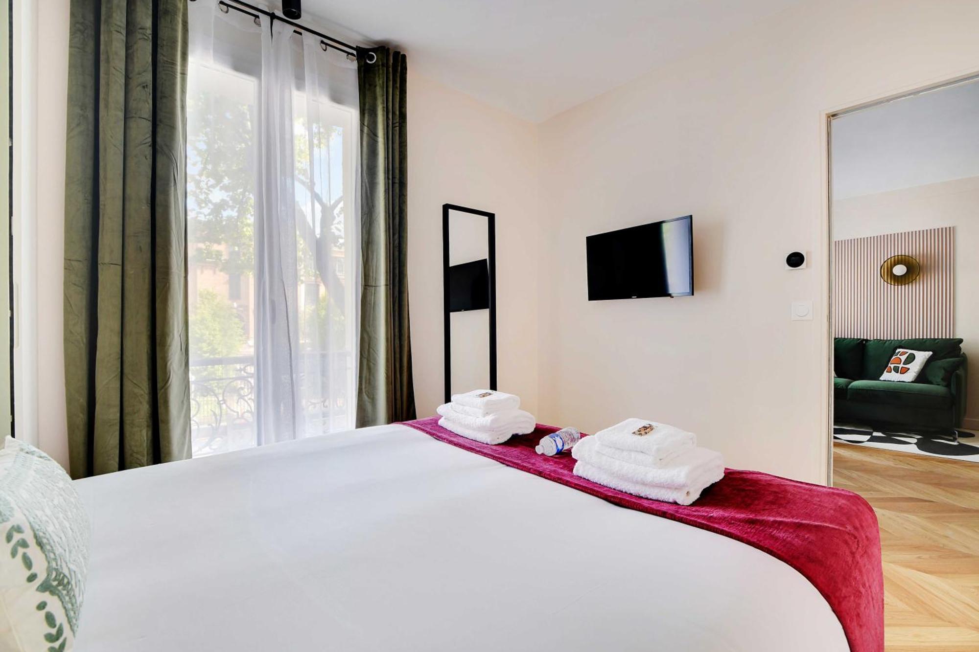 Appartamento Parisian With Air Conditioning Eiffel Tower *