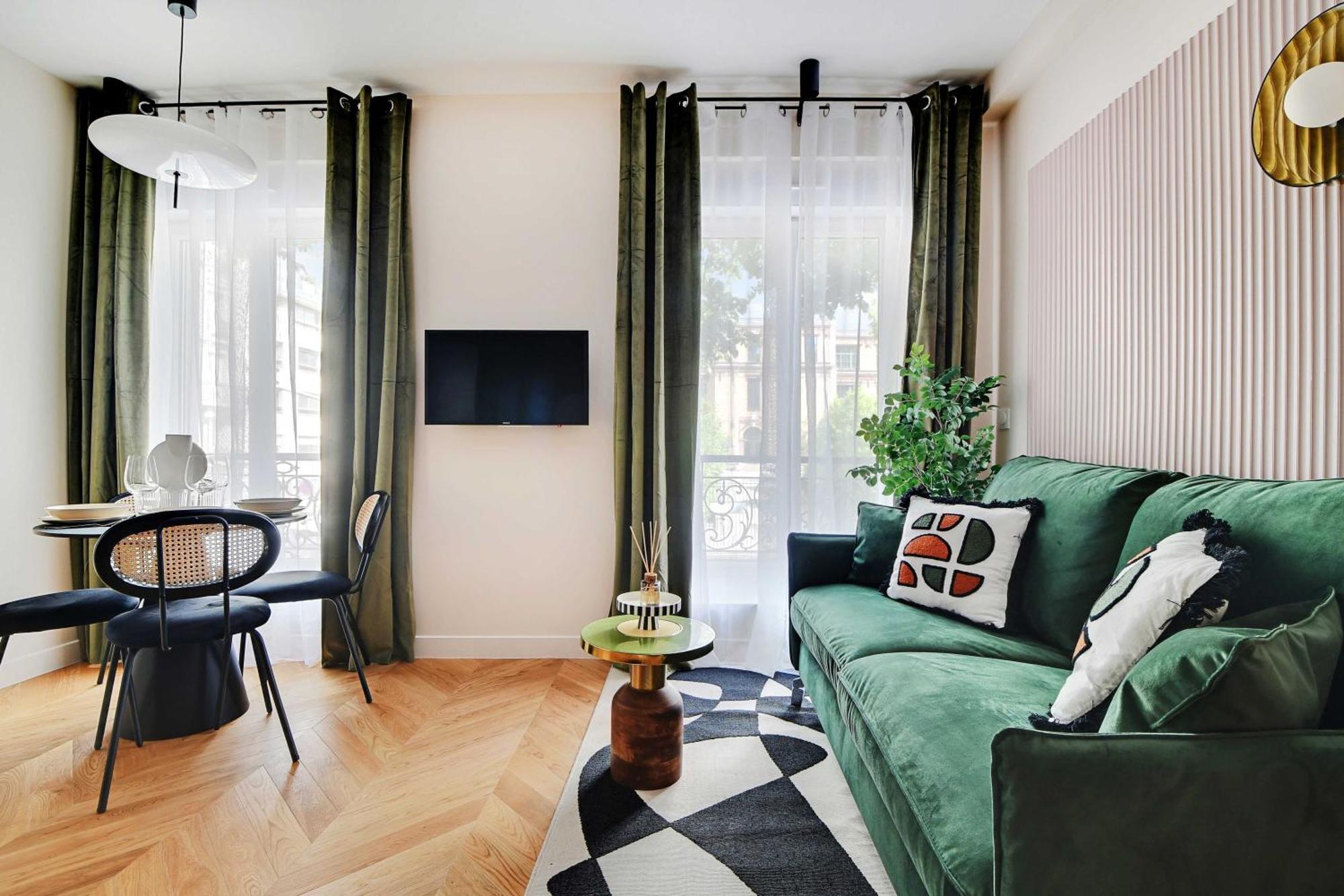 Appartamento Parisian With Air Conditioning Eiffel Tower Parigi