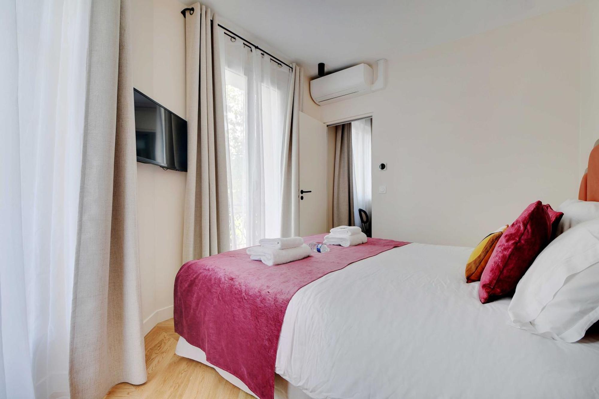 Appartamento Parisian With Air Conditioning Eiffel Tower Parigi