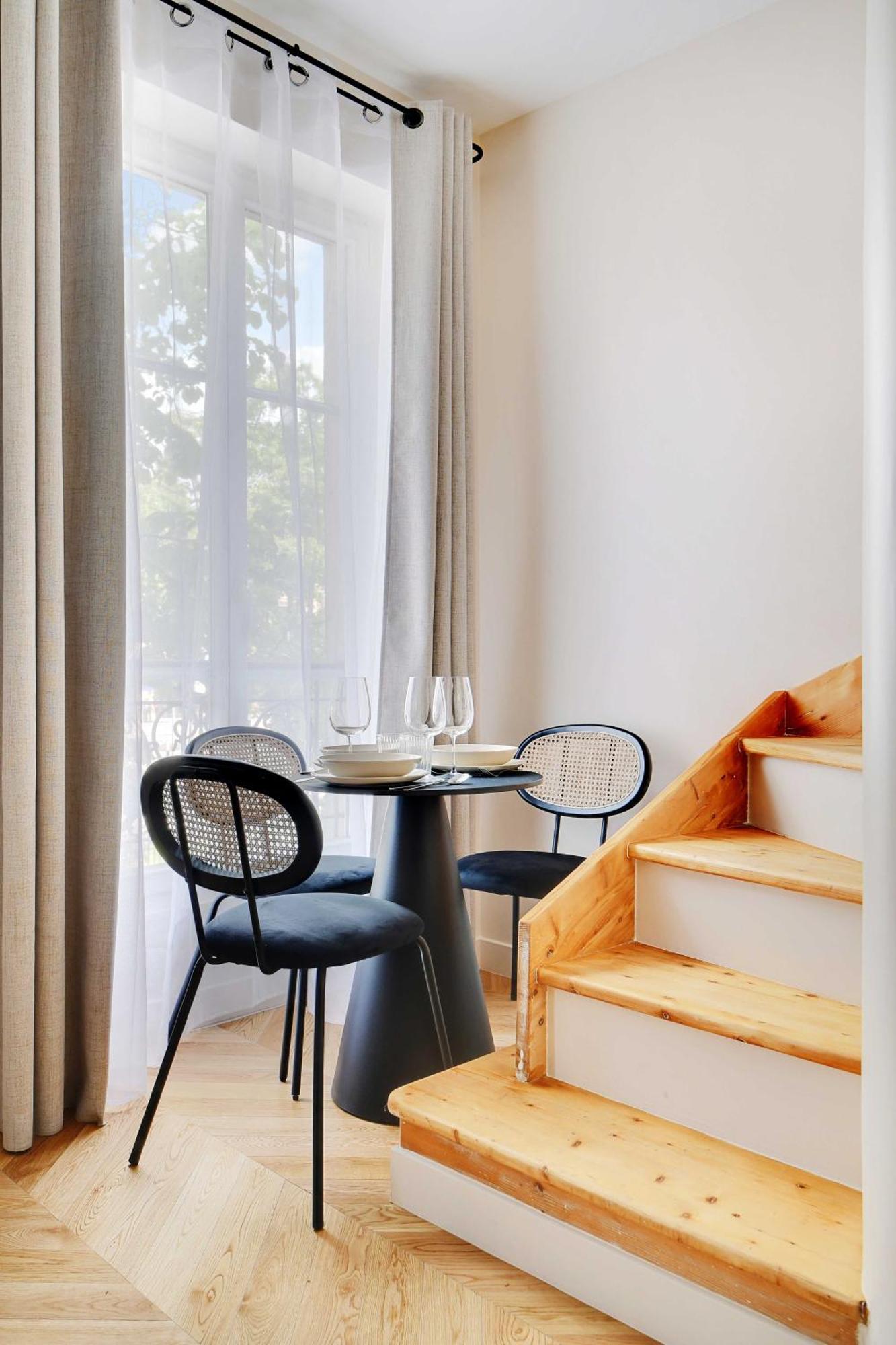 Appartamento Parisian With Air Conditioning Eiffel Tower