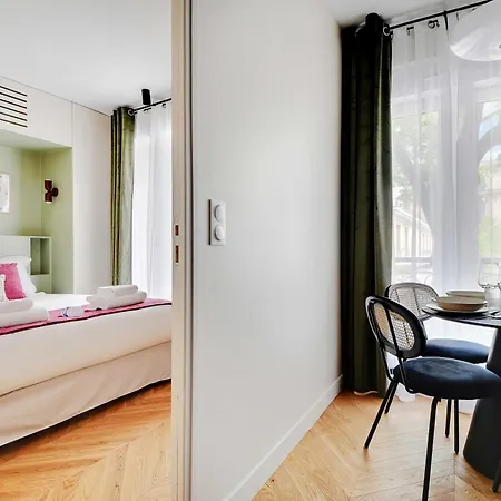 Appartamento Parisian With Air Conditioning Eiffel Tower Parigi