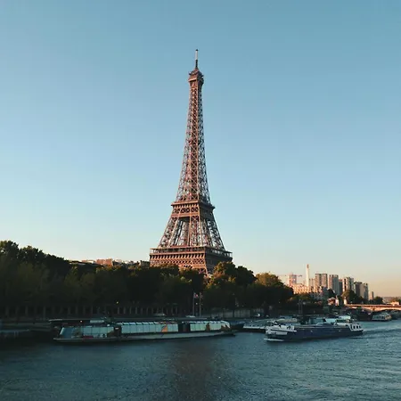 Appartamento Parisian With Air Conditioning Eiffel Tower *
