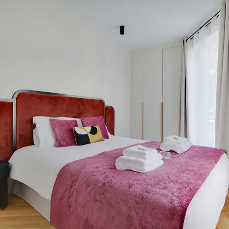 Appartamento Parisian With Air Conditioning Eiffel Tower