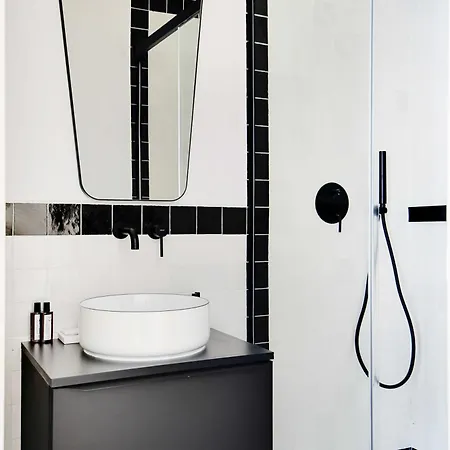 Appartamento Parisian With Air Conditioning Eiffel Tower Parigi